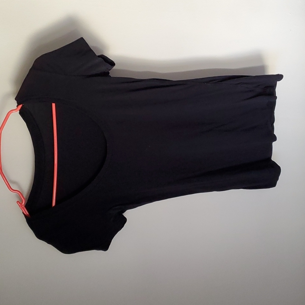 Basic black t shirt